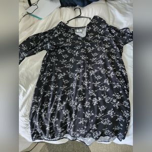 Old navy xl printed dress black with white flower pattern